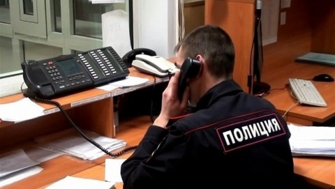 Томаринские полицейские задержали подозреваемого в совершении грабежа
